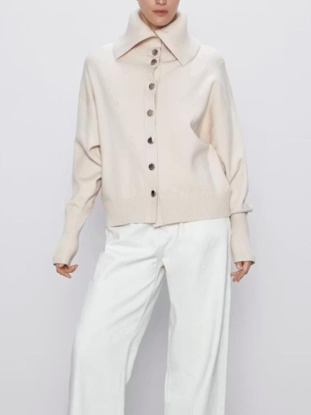 Zara Elegant Cream Button-Up Sweater